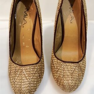 MIA Women's Woven Tan Heels